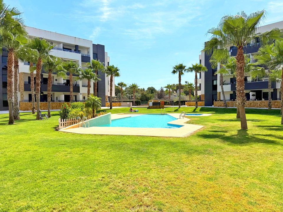 Ático de 2 dormitorios en Alicante, Spain No. 225589