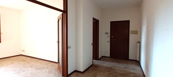 Apartamento T4 em Varese, Italy N.º 372594 9