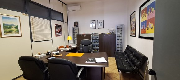  مستودع في Aprilia, Italy 1400متر مربع رقم 284364 18