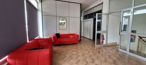  مستودع في Aprilia, Italy 1400متر مربع رقم 284364 11