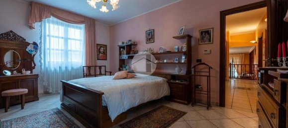 4 bedrooms Villa in Narzole, Italy No. 259458 16