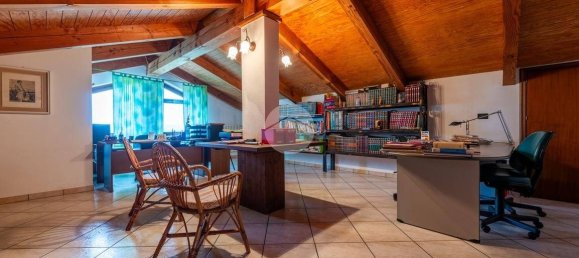 4 bedrooms Villa in Narzole, Italy No. 259458 19