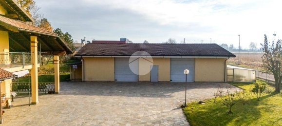4 bedrooms Villa in Narzole, Italy No. 259458 30