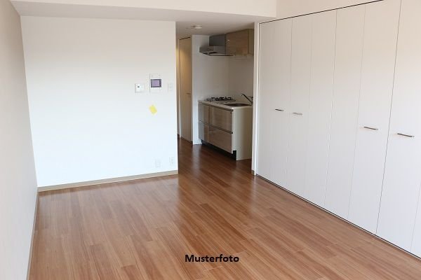 2 rooms Apartment in Baden-Wurttemberg, Germany No. 96154