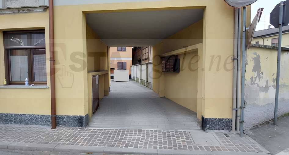 1 bedroom Apartment in Gerenzago, Italy No. 181345