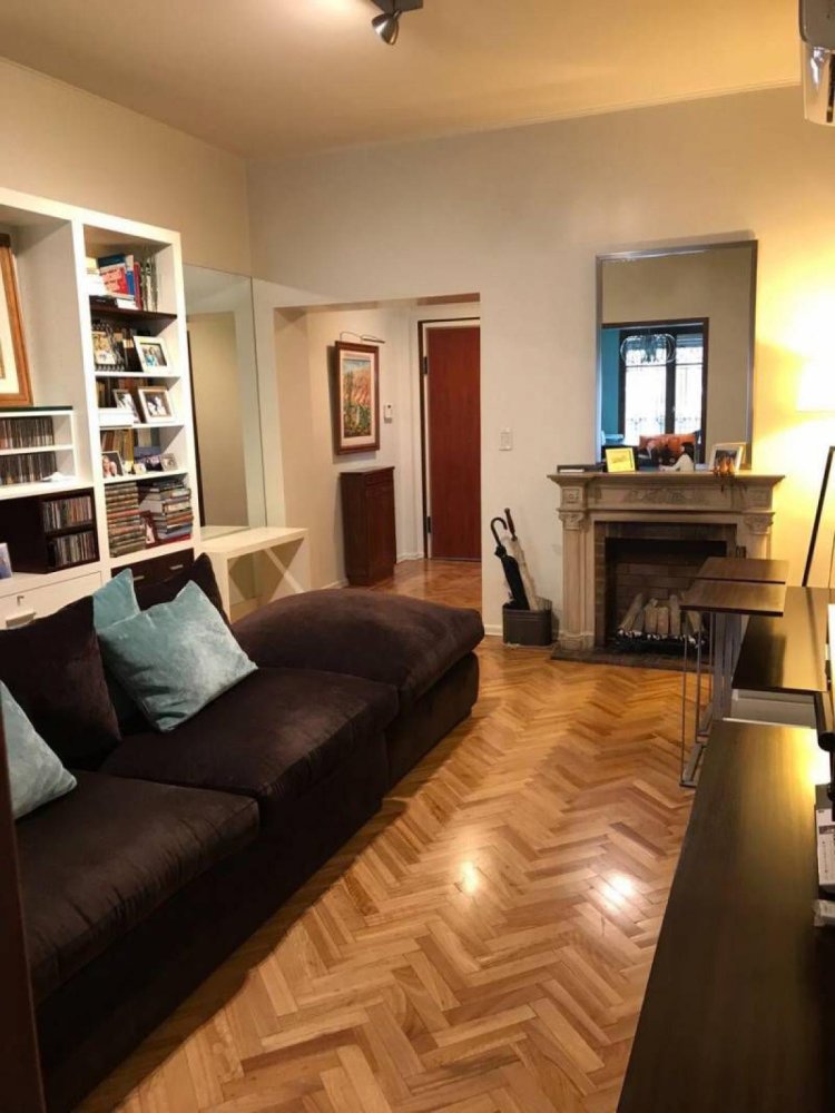 Apartamento de 2 dormitorios en Buenos Aires, Argentina No. 96293