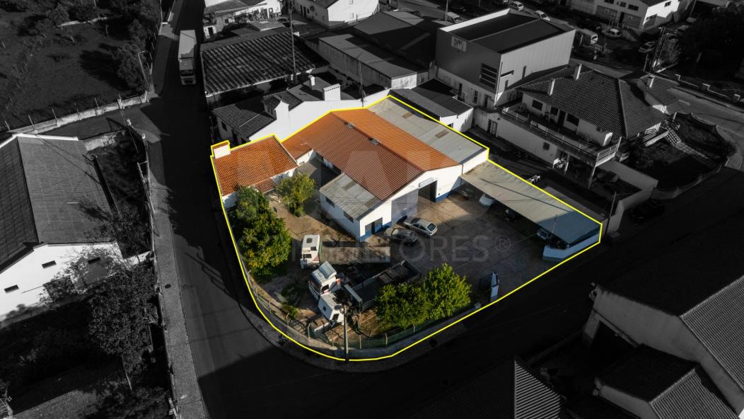  Warehouse in Estremoz, Portugal No. 282024