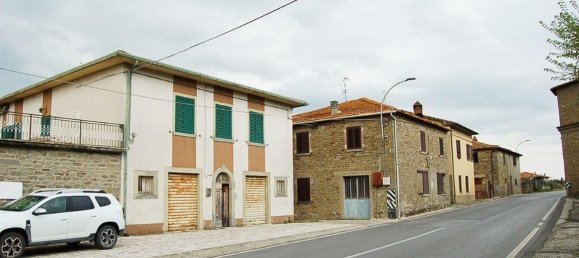 14غرفة منزل في Cortona, Italy رقم 158319 15