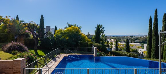 8 bedrooms Villa in Benahavis, Spain No. 2988 15