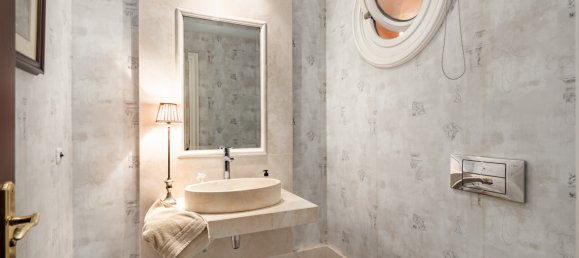 8 bedrooms Villa in Benahavis, Spain No. 2988 27