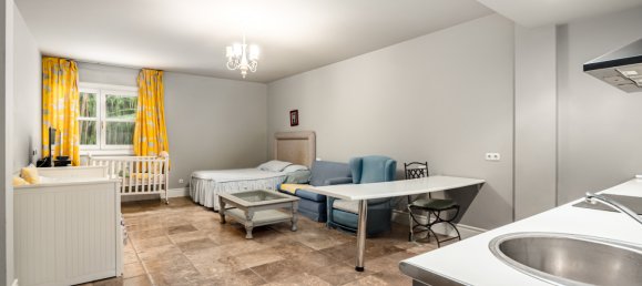 8 bedrooms Villa in Benahavis, Spain No. 2988 6