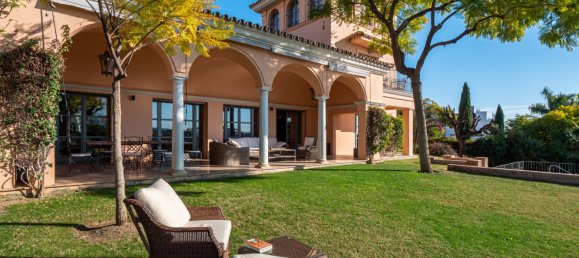 8 bedrooms Villa in Benahavis, Spain No. 2988 12