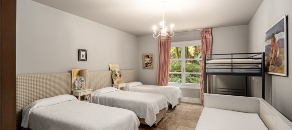 8 bedrooms Villa in Benahavis, Spain No. 2988 8