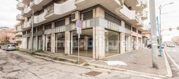 1 room Commercial property in Montesilvano, Italy No. 155025 35