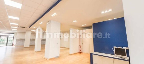 1 room Commercial property in Montesilvano, Italy No. 155025 8