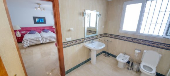 3 Schlafzimmer Villa in Benalmadena, Spain, Nr. 42893 19