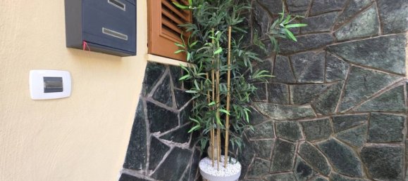 Квартира с 2 спальнями в Савона, Италия № 318367 21