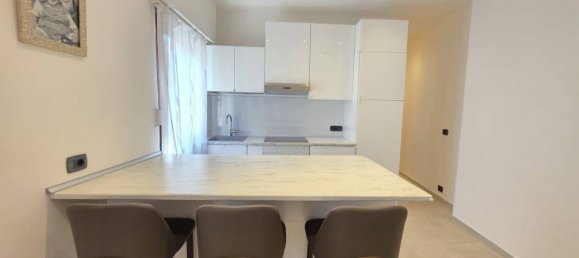 Квартира с 2 спальнями в Савона, Италия № 318367 8