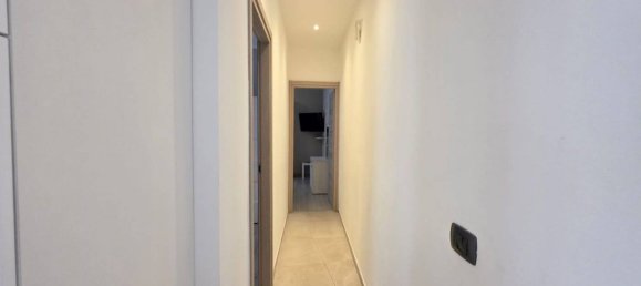 Квартира с 2 спальнями в Савона, Италия № 318367 9