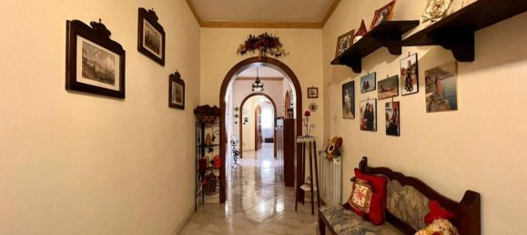 5 rooms Apartment in Pozzuoli, Italy No. 34107 21