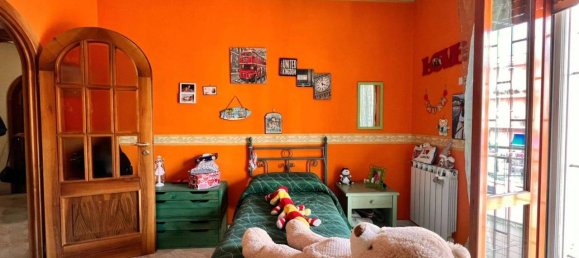 5 rooms Apartment in Pozzuoli, Italy No. 34107 22