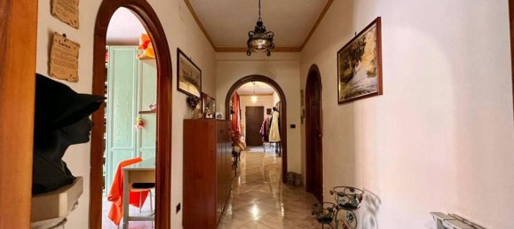 5 rooms Apartment in Pozzuoli, Italy No. 34107 20
