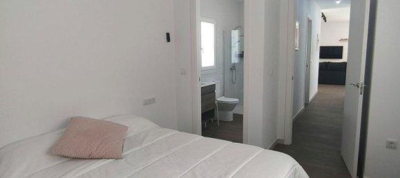 3 bedrooms House in Coin, Spain No. 149835 18