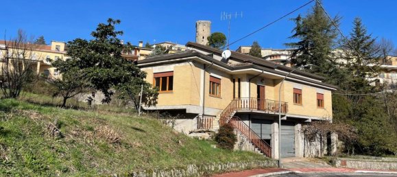 3 bedrooms House in Fontechiari, Italy No. 147435 2