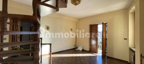 3 bedrooms House in Fontechiari, Italy No. 147435 6