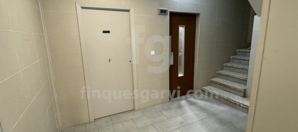 Apartamento de 3 dormitorios en Eixample, Spain No. 170674 29