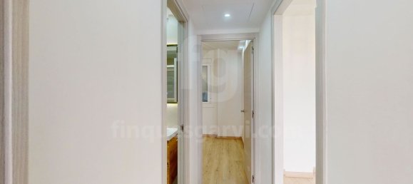 Apartamento de 3 dormitorios en Eixample, Spain No. 170674 20