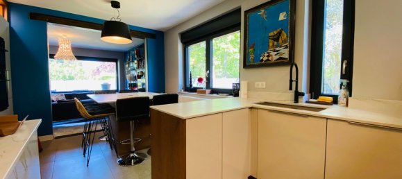 6 bedrooms Villa in Metz, France No. 66516 10