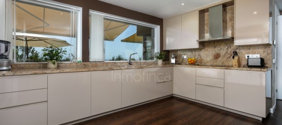 4 chambres Villa à Malaga, Spain No. 44385 18