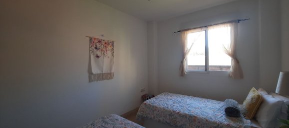 Apartamento de 2 dormitorios en Gea Y Truyols, Spain No. 174045 36