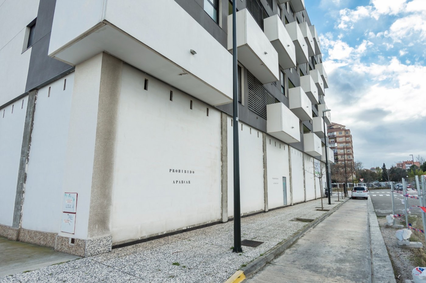 Propriété commerciale à Zaragoza, Spain 354m² No. 66741