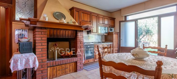 9 rooms House in Città della Pieve, Italy No. 172573 13