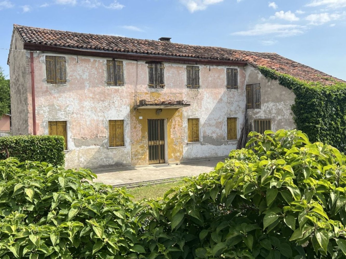  Land in Fossò, Italy No. 315267