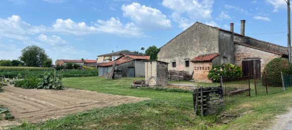  Land in Fossò, Italy No. 315267 3