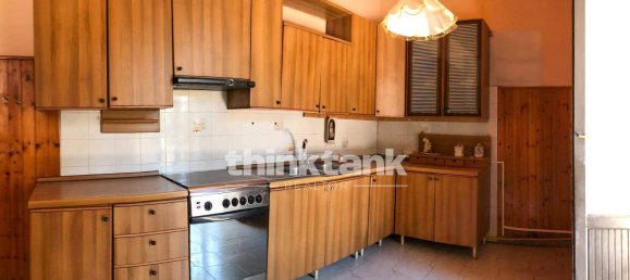 6 rooms Apartment in Belpasso, Italy No. 299565 8