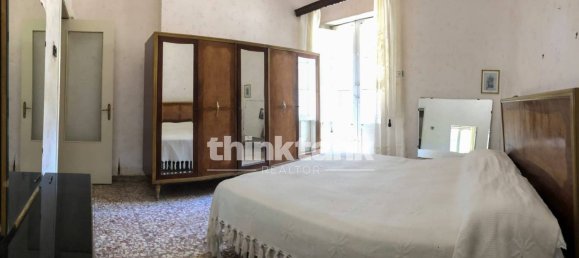 6 rooms Apartment in Belpasso, Italy No. 299565 12