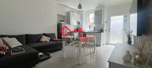 2 bedrooms Apartment in Bisuschio, Italy No. 372592 5