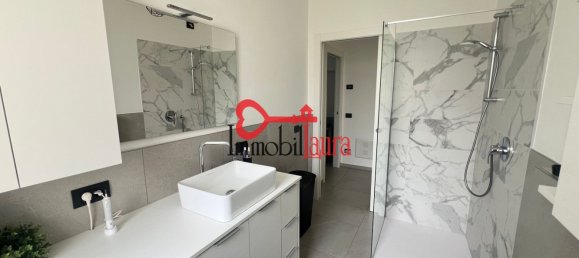 2 bedrooms Apartment in Bisuschio, Italy No. 372592 13