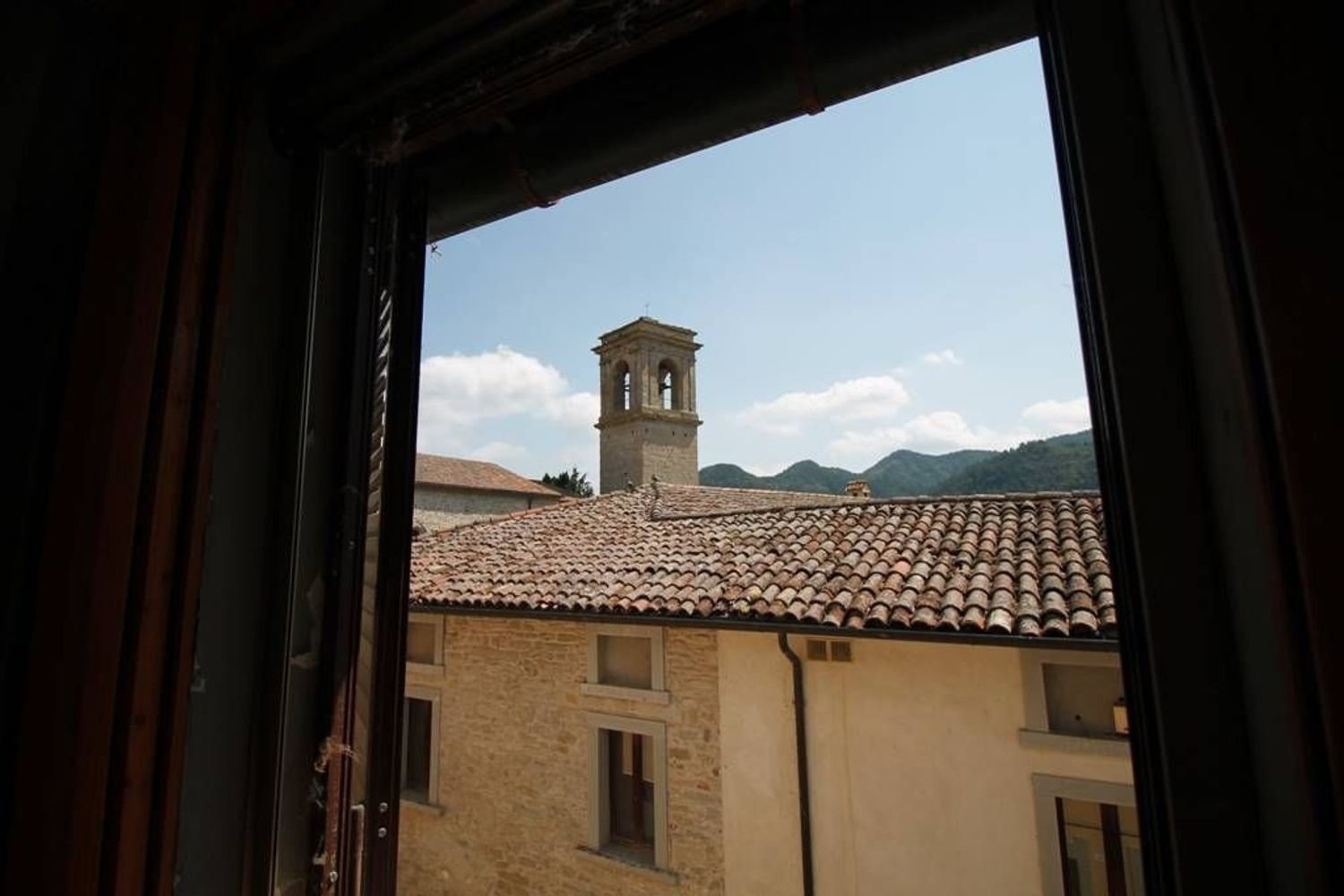 6 rooms House in Galeata, Italy No. 220765