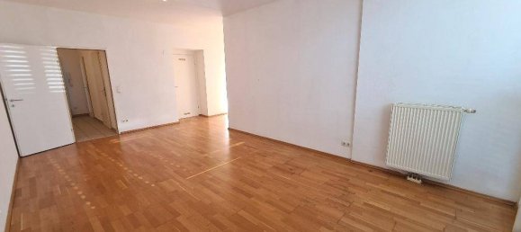 2 rooms Apartment in Favoriten, Austria No. 157842 2