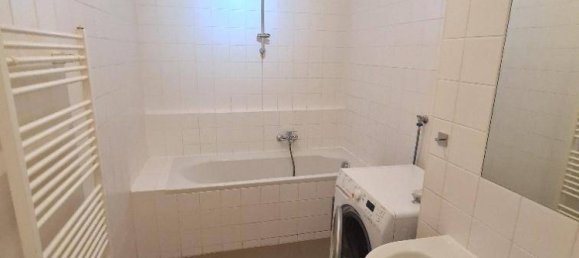 2 rooms Apartment in Favoriten, Austria No. 157842 6