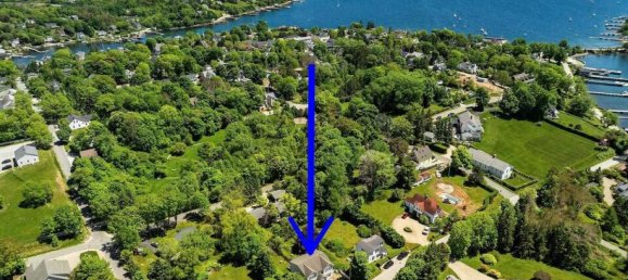 6 bedrooms House in Chester, Canada No. 577 3