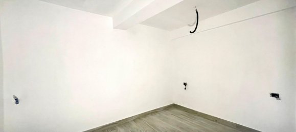 4 bedrooms Apartment in Genazzano, Italy No. 316685 15