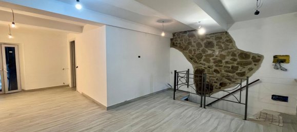 4 bedrooms Apartment in Genazzano, Italy No. 316685 11