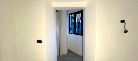 4 bedrooms Apartment in Genazzano, Italy No. 316685 17