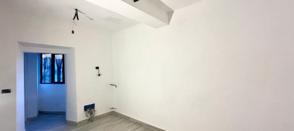 4 bedrooms Apartment in Genazzano, Italy No. 316685 16